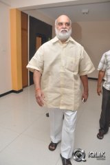 Chiranjeevi at Sachin Tendulkar Kadu Premiere Show